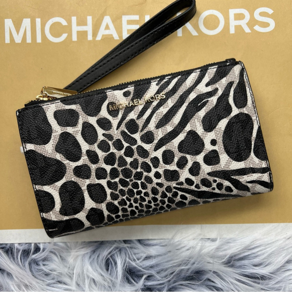 MICHAEL KORS LARGE DOUBLE ZIP WRISTLET WALLET PHONE CASE...